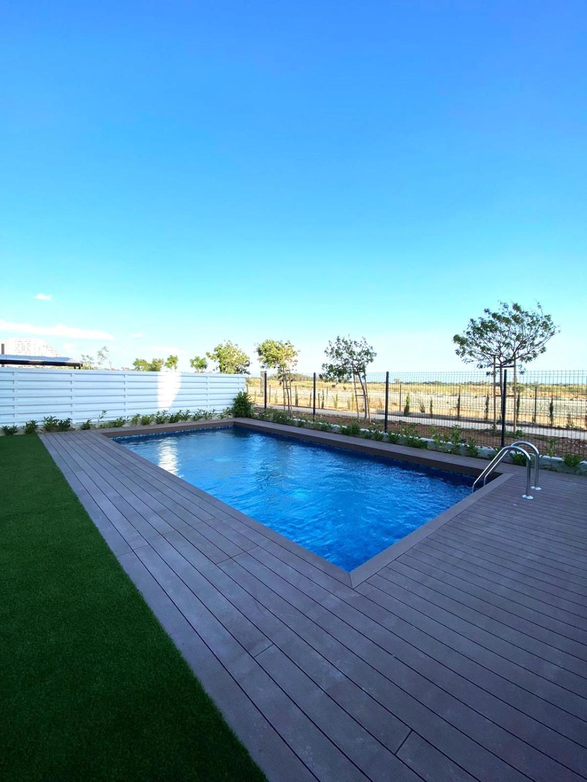Sunset Gardens - Holiday Apartments - By Tlv Living Limassol Exterior photo