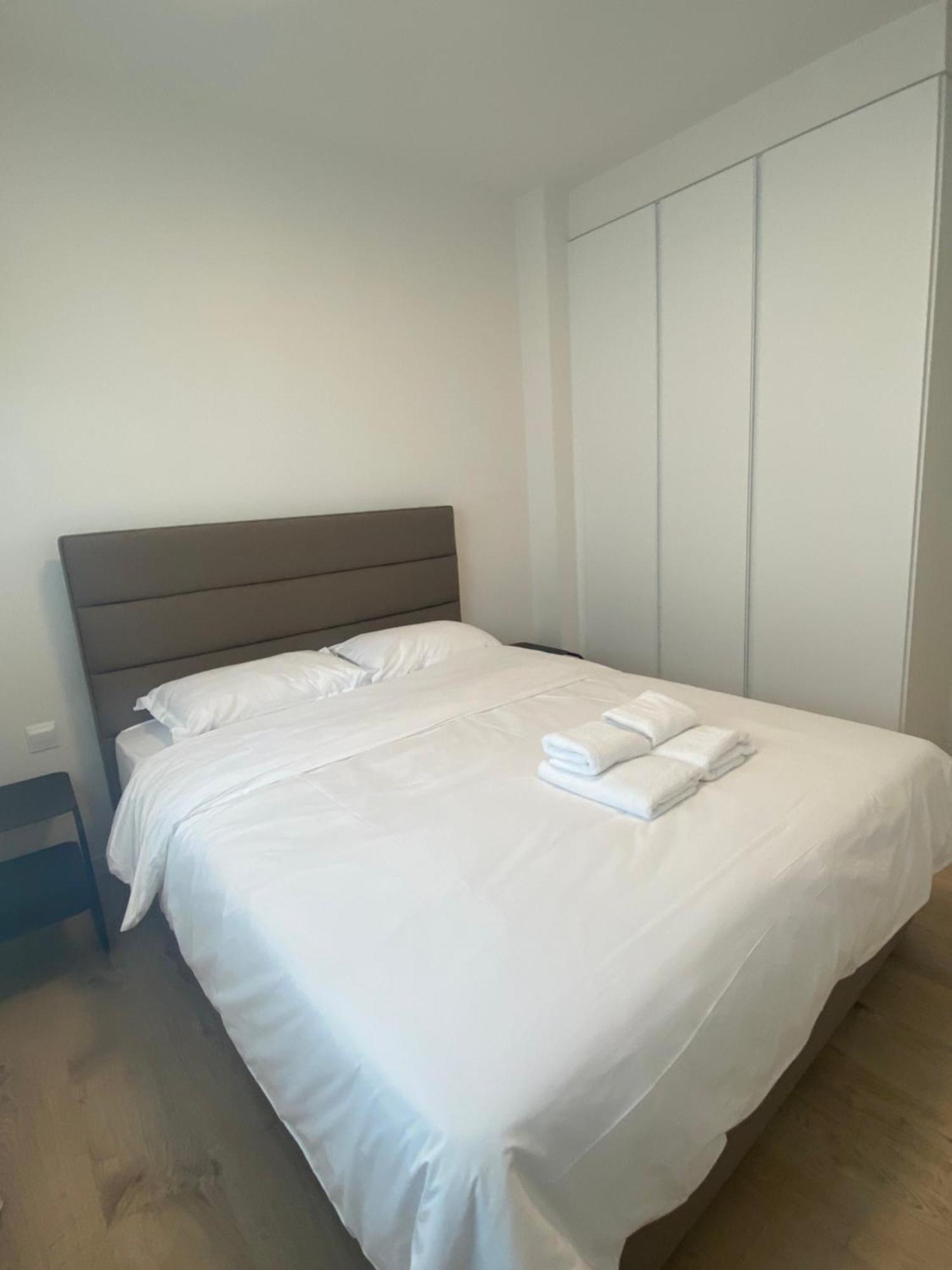 Sunset Gardens - Holiday Apartments - By Tlv Living Limassol Exterior photo